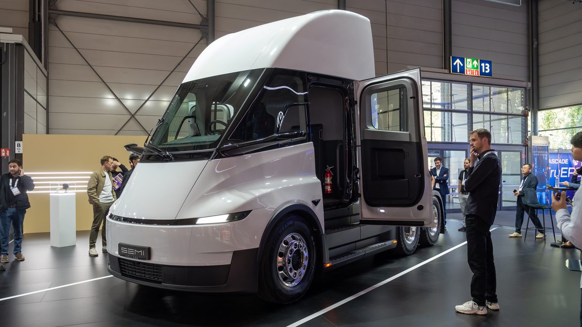 Tesla Semi